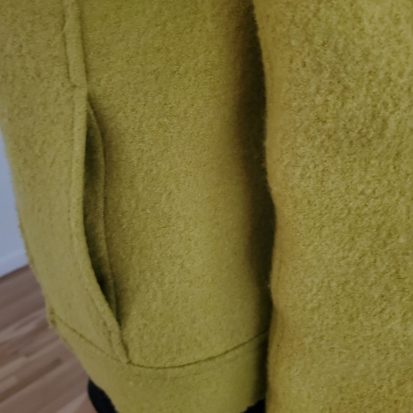 Jacket - Picture 4 of 8